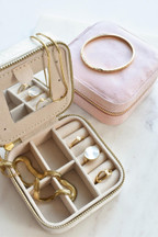 Boîte à bijoux