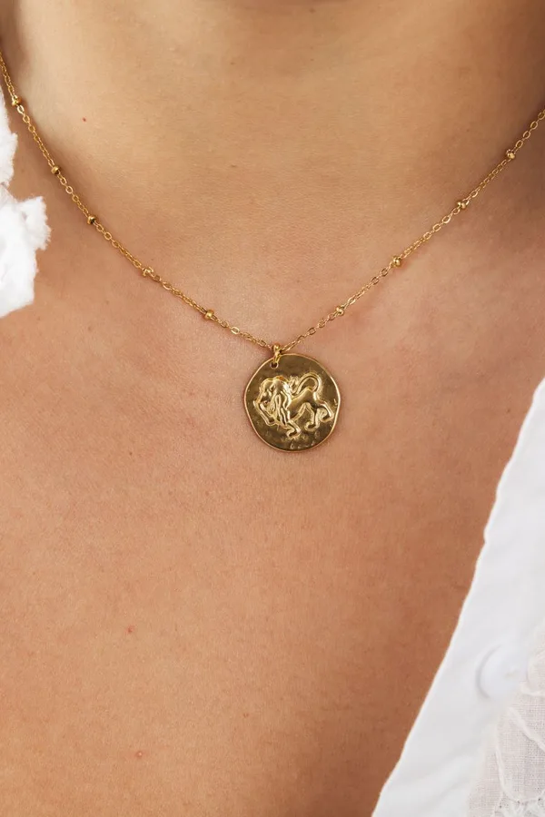 collier lion