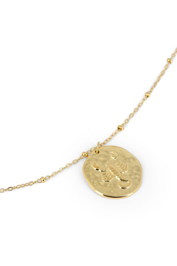 collier scorpion